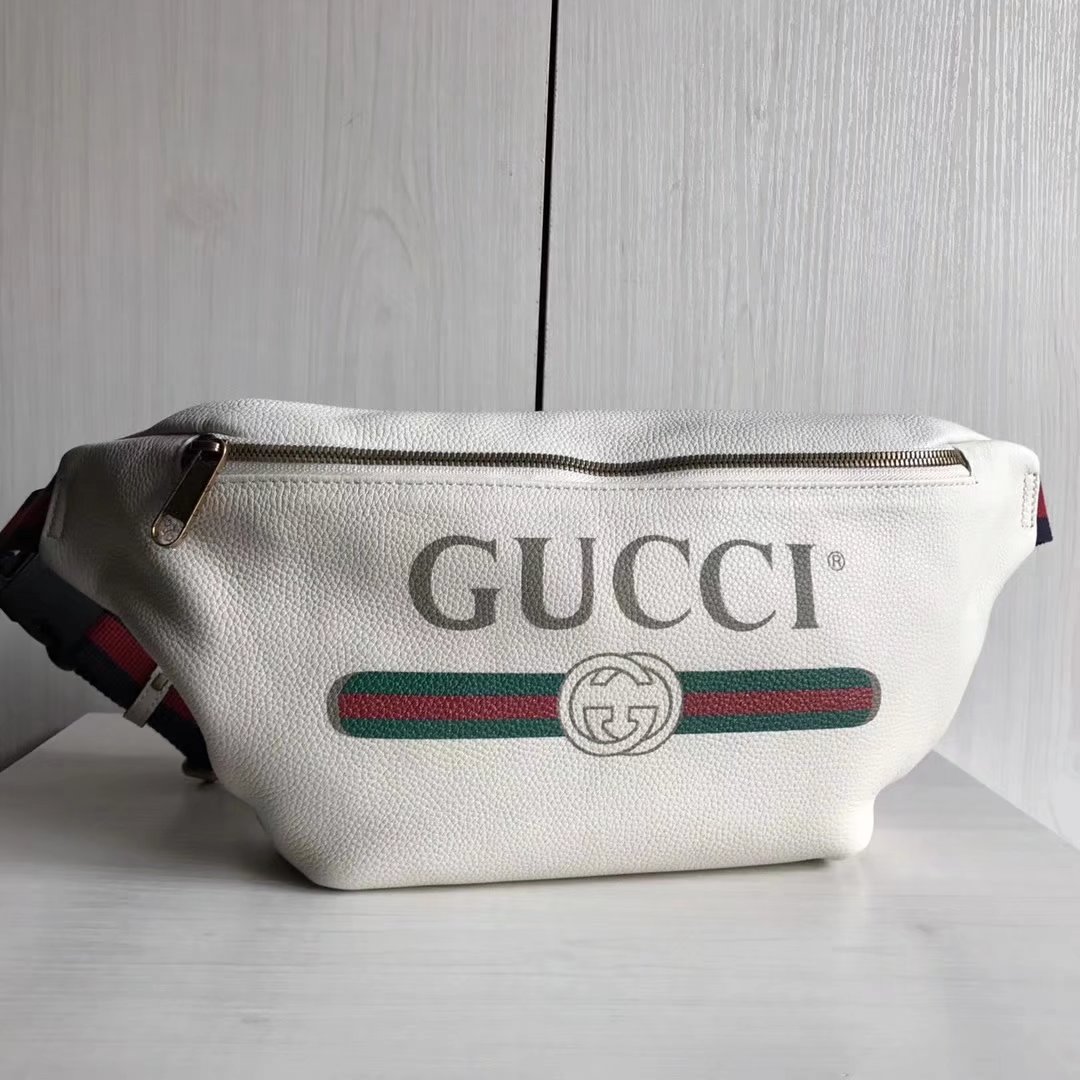 Gucci ロゴ ウエストバッグ ホワイト
